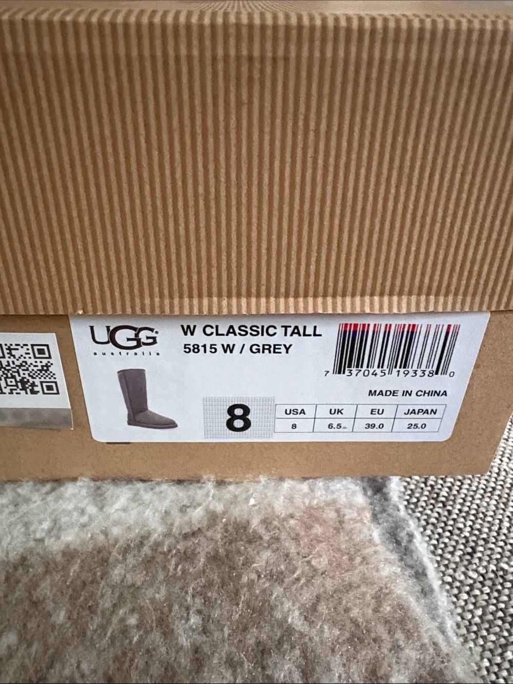 UGG W Classic Tall Boots - Grey Suede - Picture 2 of 9